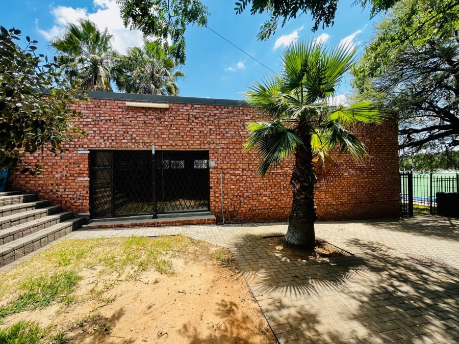 To Let commercial Property for Rent in Dan Pienaar Free State